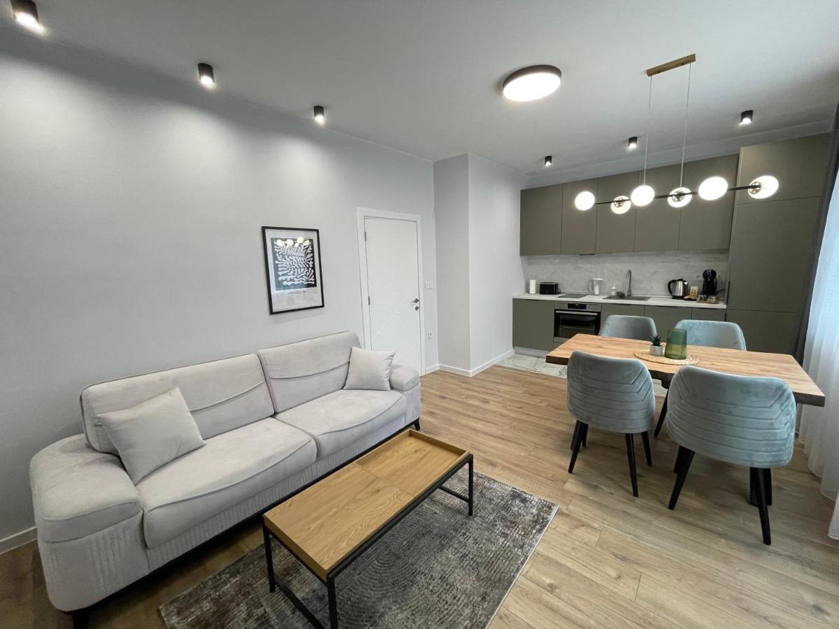 Vanquish Central Apartment فارنا المظهر الخارجي الصورة